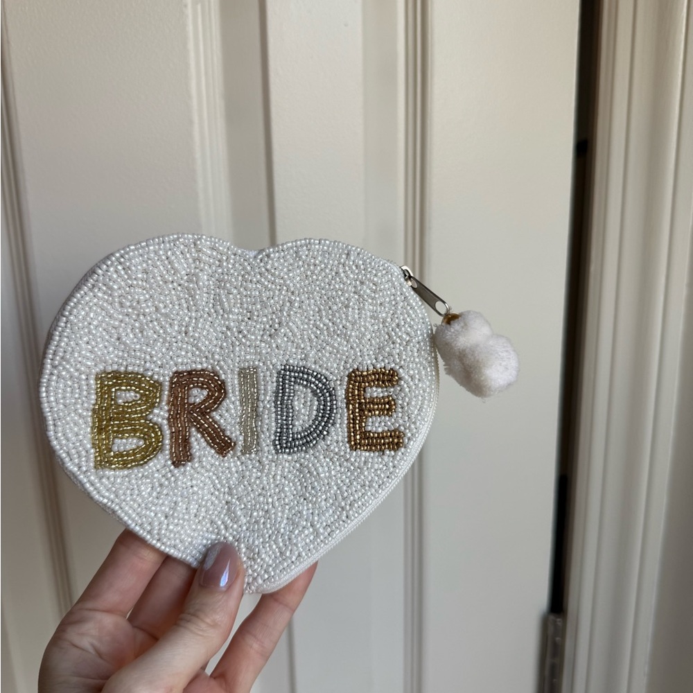 Francesca's Collections Heart-Shaped Bride Beaded Pouch - White, Gold, Silver